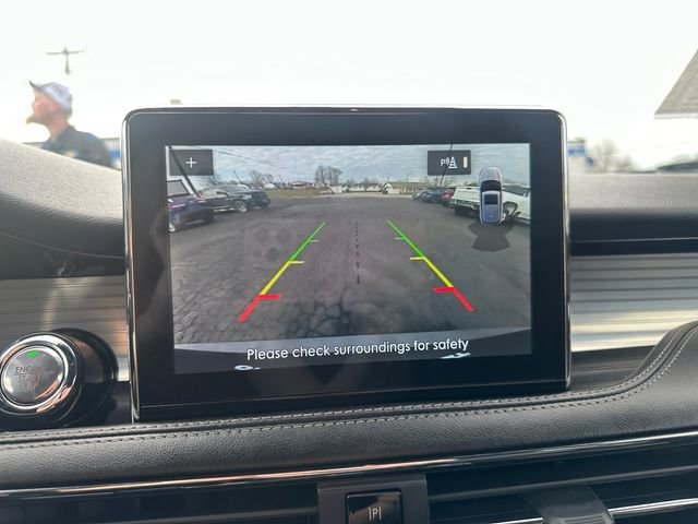 Used 2020 Lincoln Corsair AWD w/ Elements Package image 28