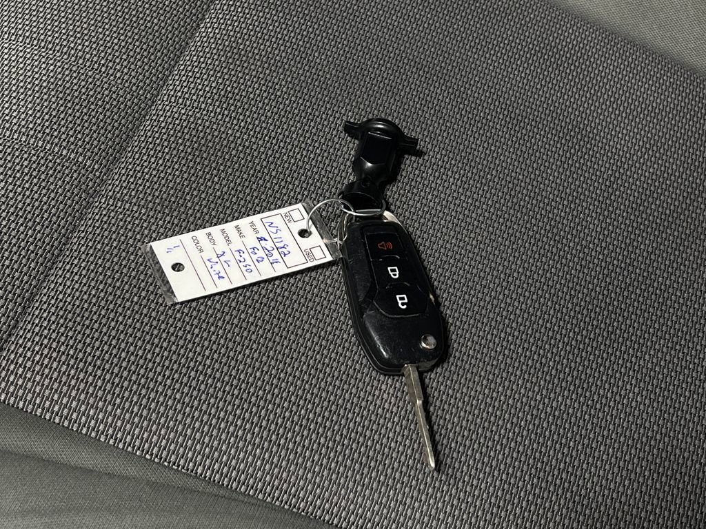 Used 2018 Ford F250 XL w/ Power Equipment Group image 38