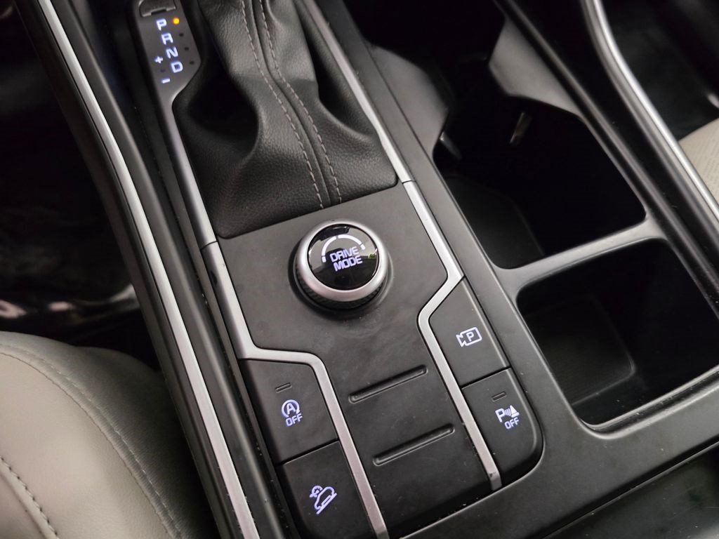 Used 2022 Kia Sorento S w/ Panoramic Sunroof Package FWD image 26