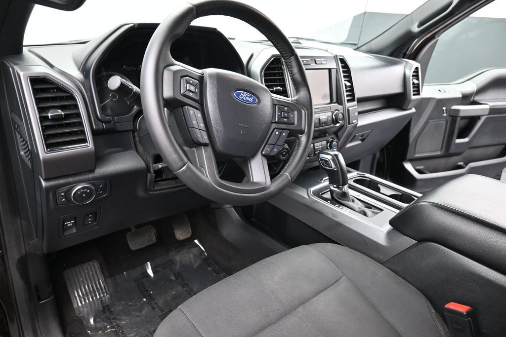 Used 2019 Ford F150 XLT w/ Equipment Group 302A Luxury AWD/4WD image 12