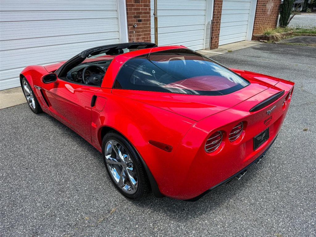 Used 2012 Chevrolet Corvette Grand Sport w/ 2LT Preferred Equipment Group RWD image 23