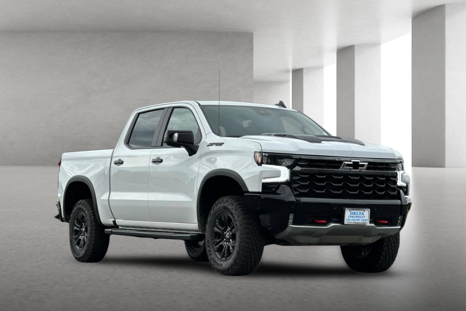 New 2026 Chevrolet Silverado 1500 ZR2 w/ LPO, Dark Essentials Package