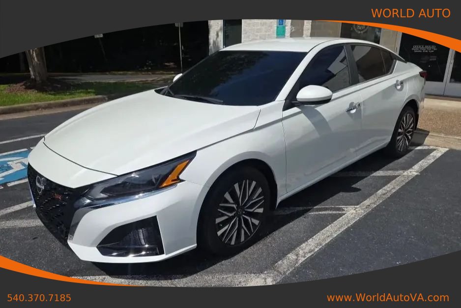 Used 2023 Nissan Altima 2.5 SV