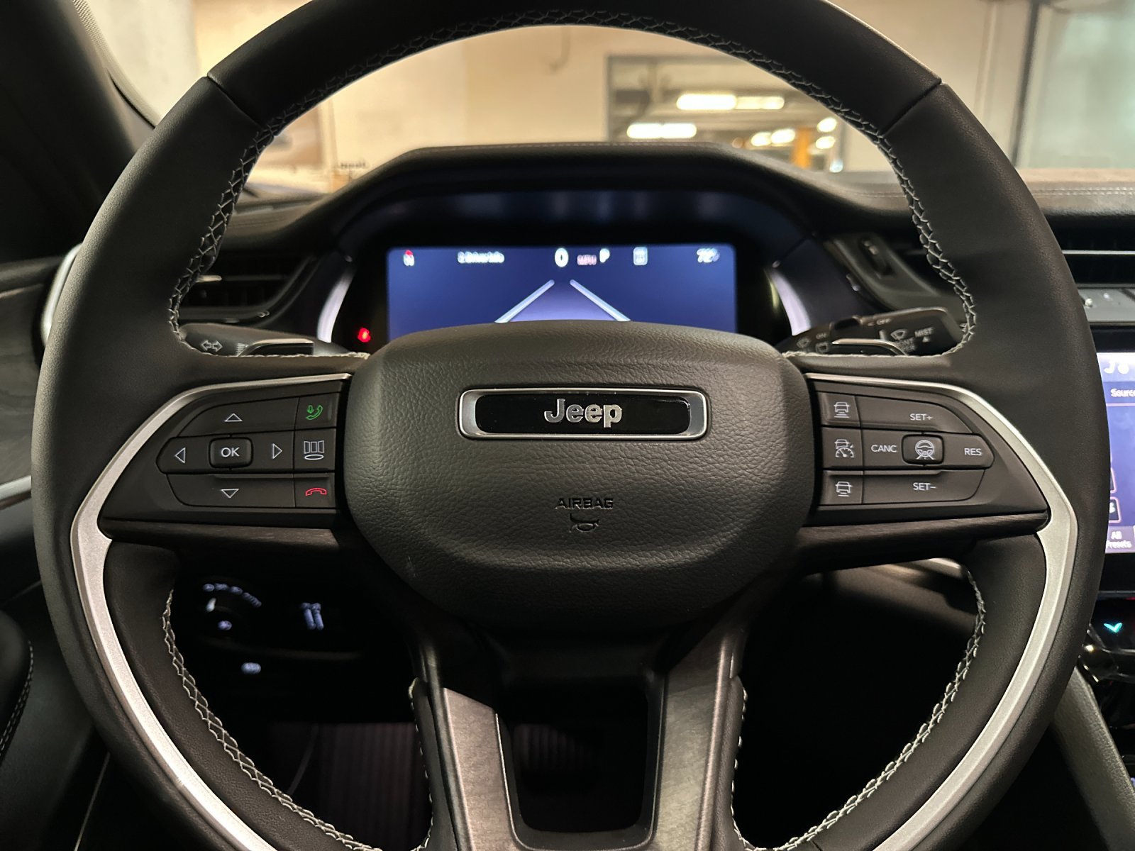 New 2026 Jeep Grand Cherokee Limited w/ Limited Altitude Package AWD/4WD image 23