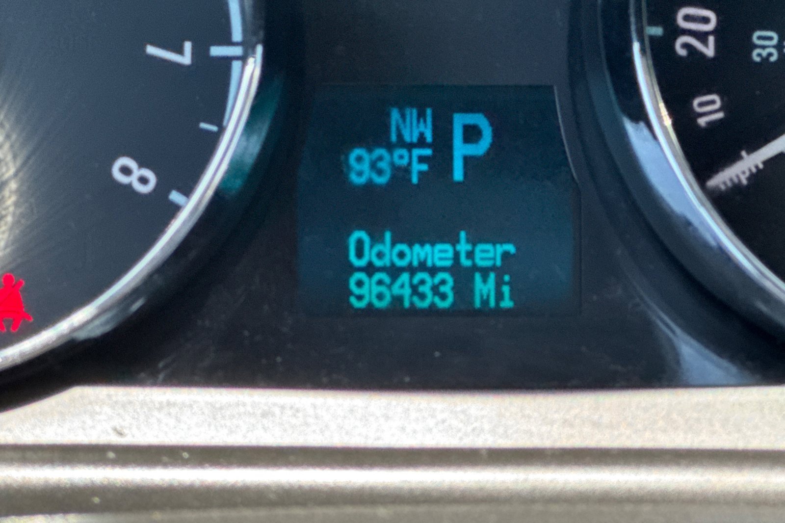 Used 2015 Chevrolet Captiva Sport LT w/ Convenience Package image 27