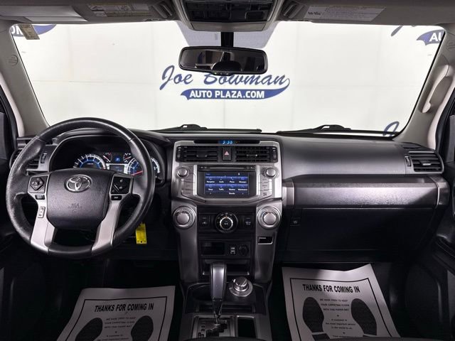 Used 2016 Toyota 4Runner SR5 Premium image 2