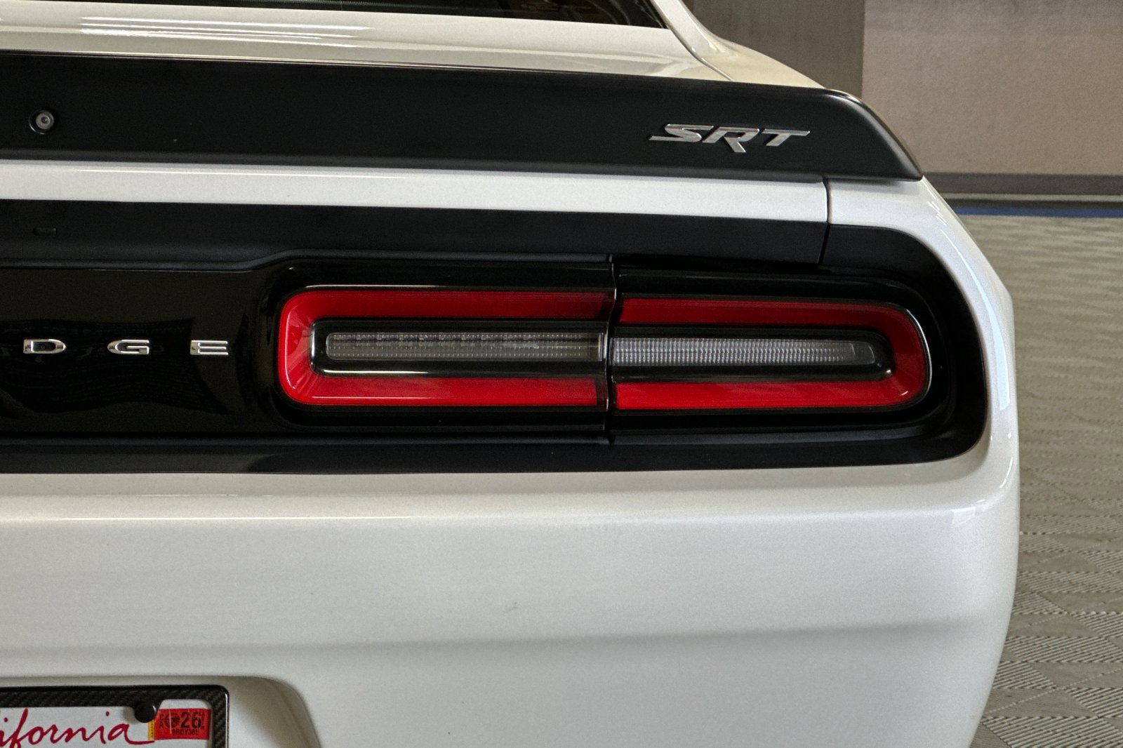 Used 2015 Dodge Challenger SRT Hellcat image 51