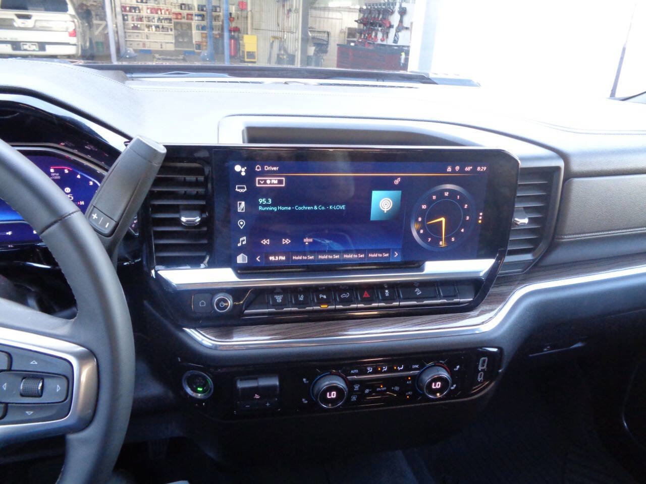 Used 2024 Chevrolet Silverado 2500 LT w/ Texas Edition image 23