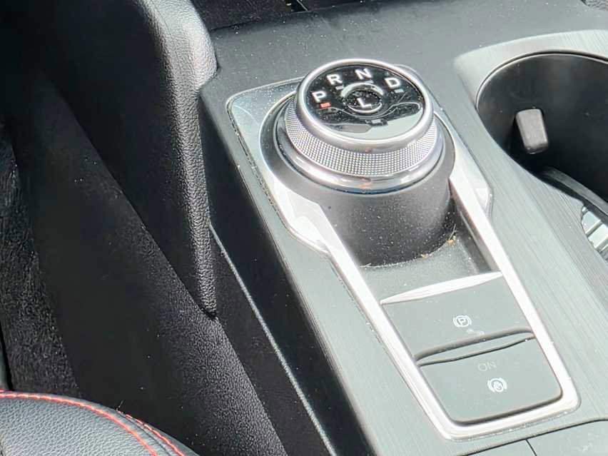 Used 2022 Ford Escape SEL w/ SEL Stealth AWD Package image 21