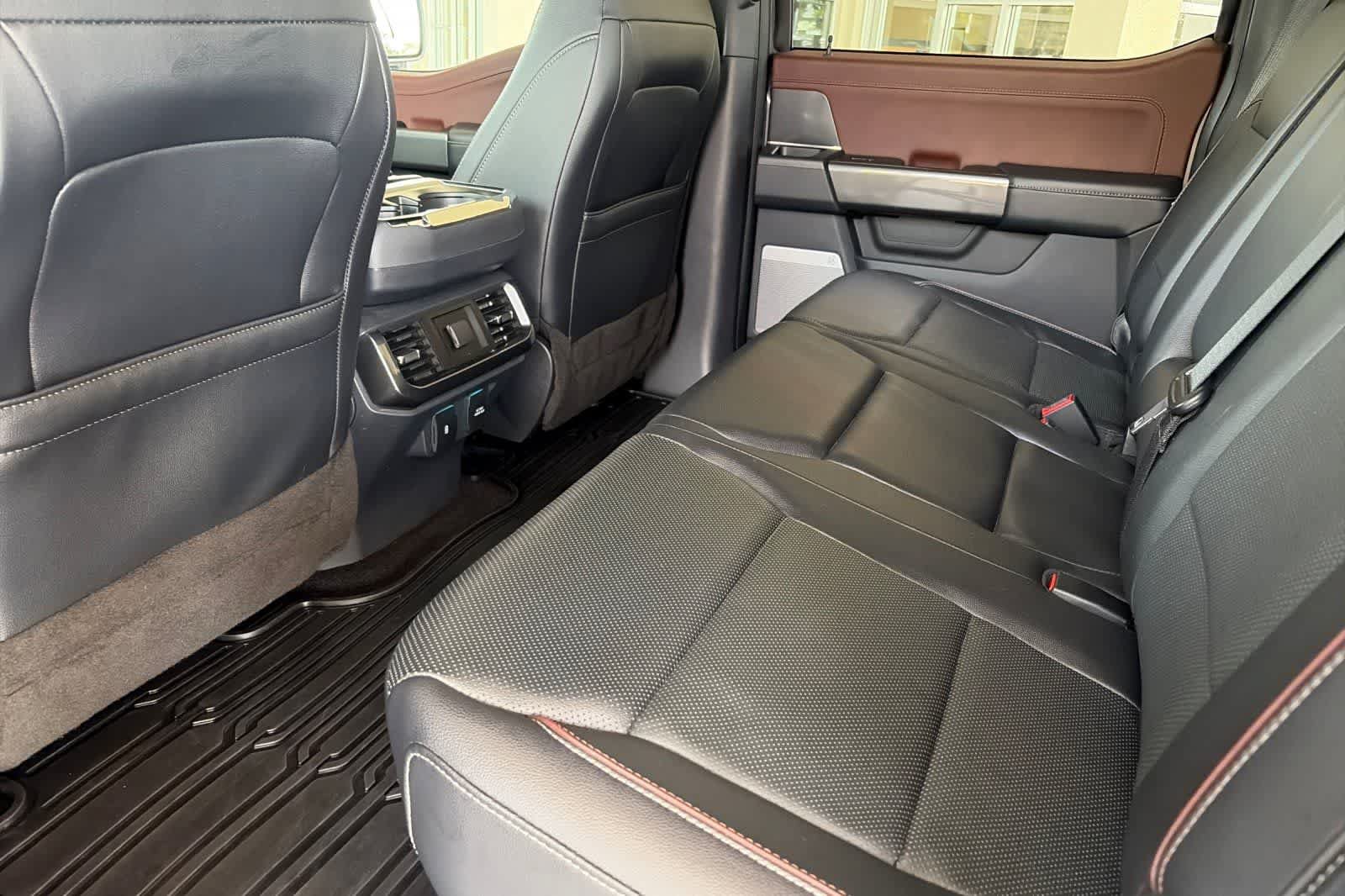 Used 2023 Ford F150 Lariat w/ Max Trailer Tow Package AWD/4WD image 4