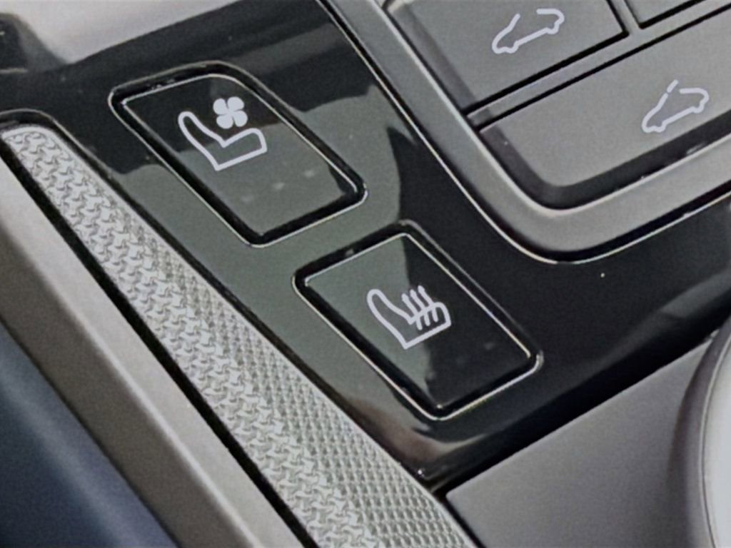 Certified 2024 Porsche 911 Carrera S RWD image 24
