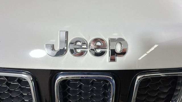 Used 2019 Jeep Compass Latitude w/ Popular Equipment Group AWD/4WD image 8