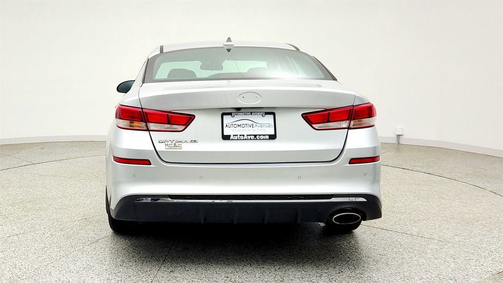 Used 2020 Kia Optima LX FWD image 6