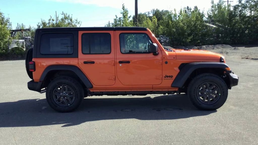 New 2025 Jeep Wrangler Sport S image 9