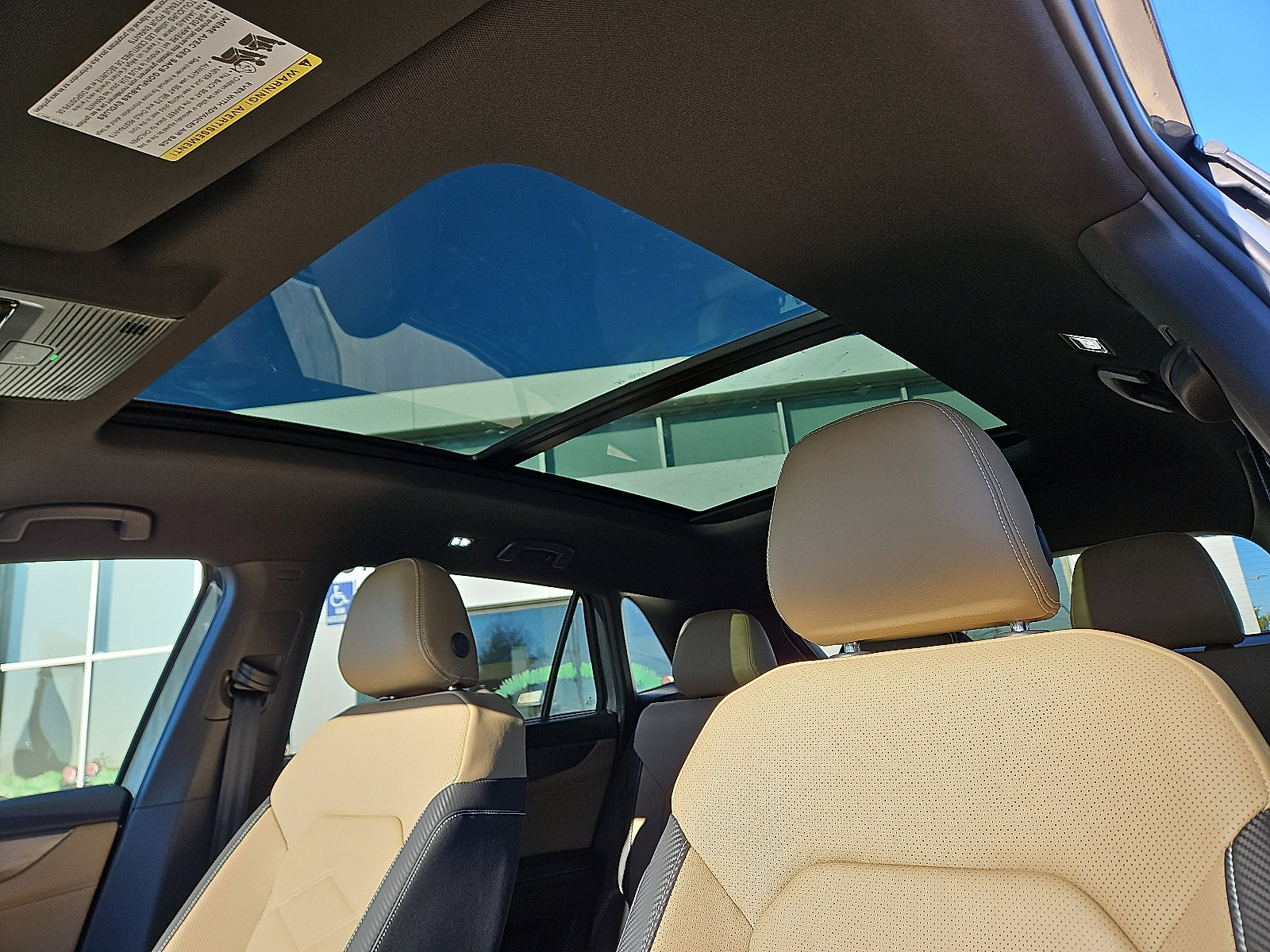 New 2026 Volkswagen Atlas Cross Sport SE image 13