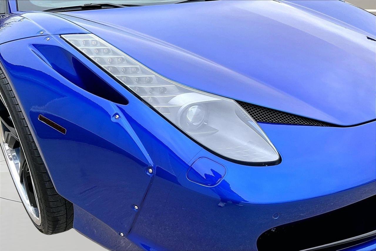 Used 2015 Ferrari 458 Italia Coupe RWD image 29