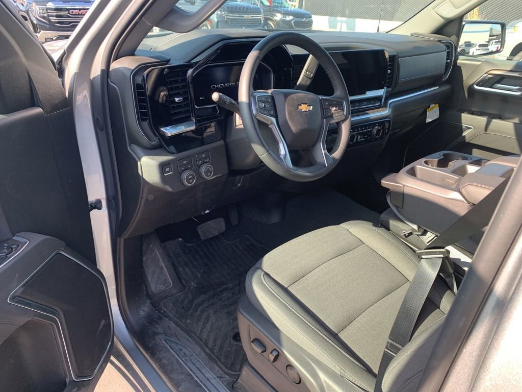 Used 2026 Chevrolet Silverado 1500 LT image 17