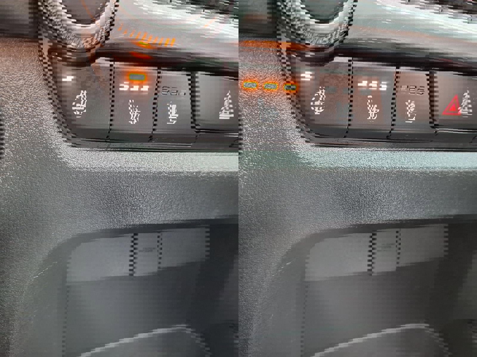 Used 2023 MAZDA CX-50 AWD 2.5 Turbo w/ Weather Package image 6