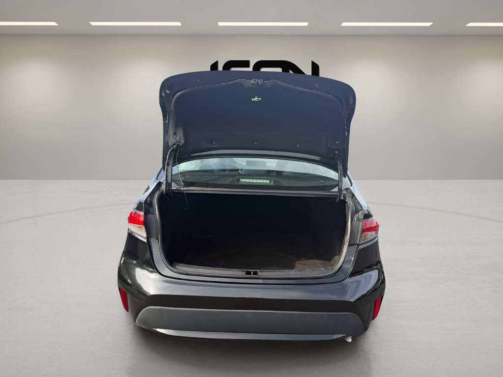 Used 2021 Toyota Corolla LE FWD image 19