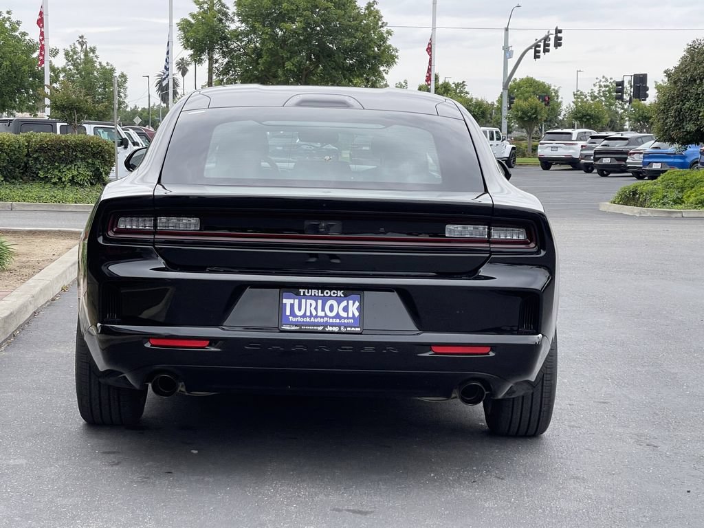 New 2026 Dodge Charger R/T w/ Blacktop Package AWD/4WD image 9