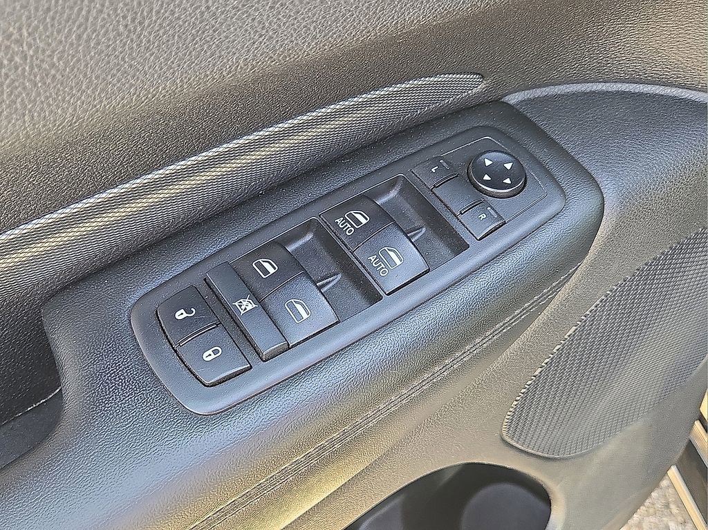 Used 2019 Dodge Durango GT image 23