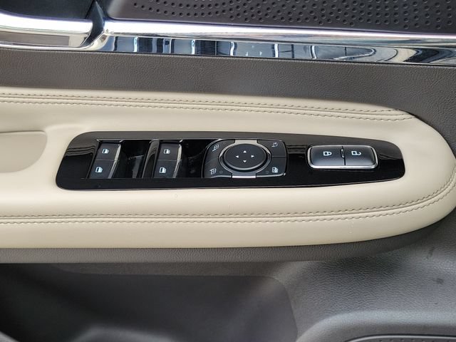 Certified 2024 Lincoln Corsair FWD image 16