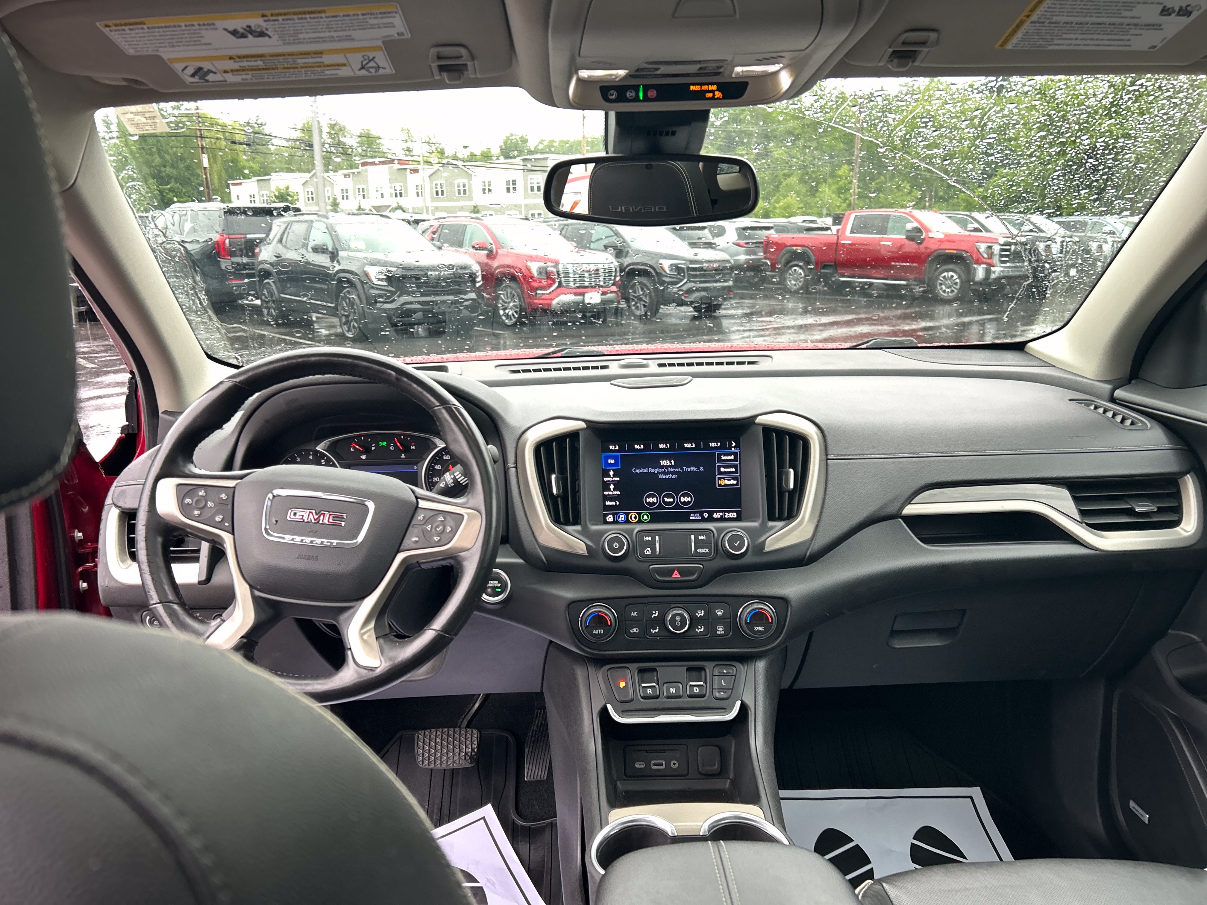 Used 2020 GMC Terrain Denali w/ Denali Premium Package AWD/4WD image 30