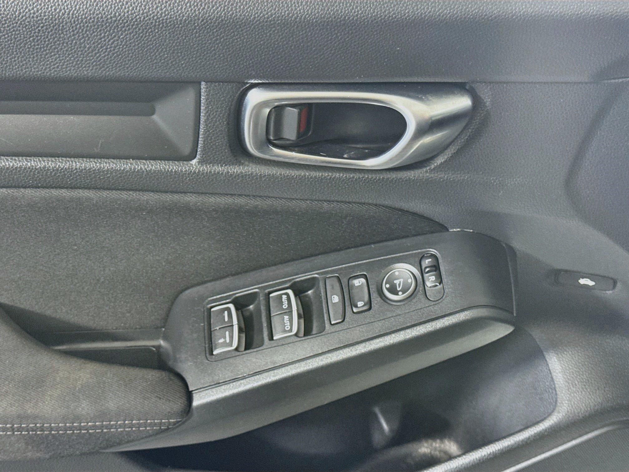 Used 2022 Honda Civic Sport image 24