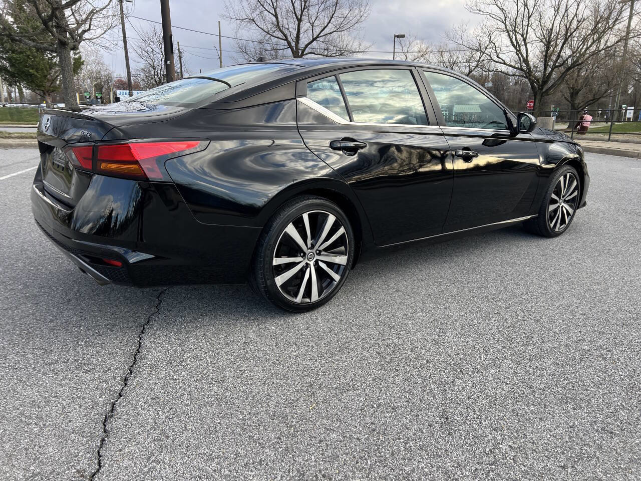 Used 2020 Nissan Altima 2.5 SR FWD image 5