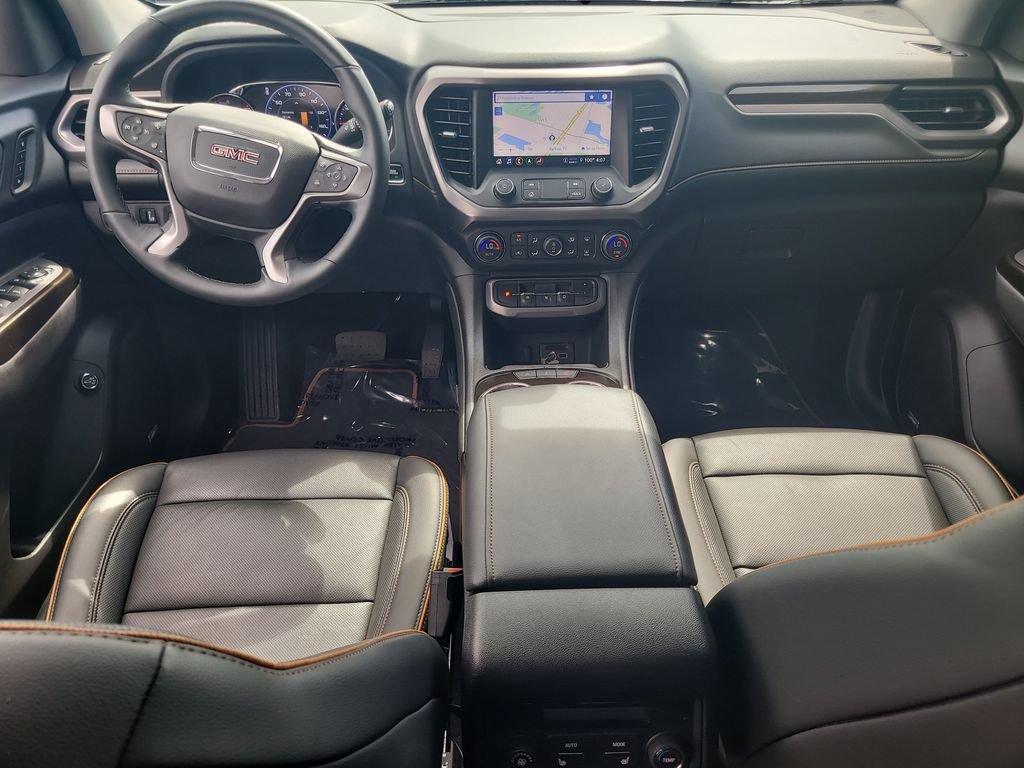 Used 2023 GMC Acadia AT4 w/ Technology Package AWD/4WD image 17