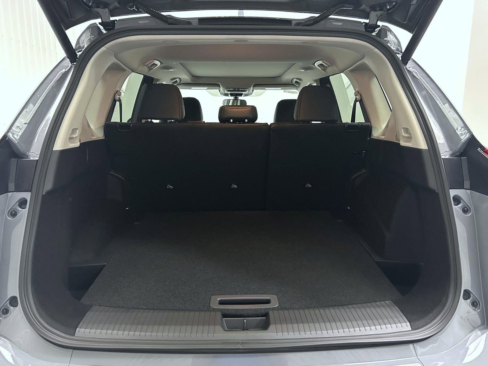 New 2026 Nissan Rogue SV w/ SV Premium Package image 10