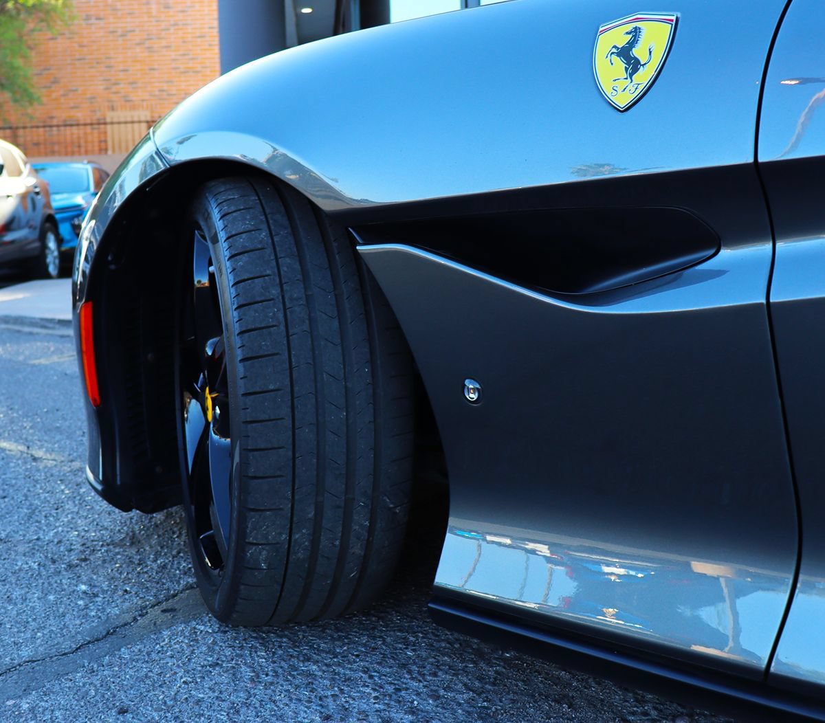 Used 2020 Ferrari Portofino RWD image 6
