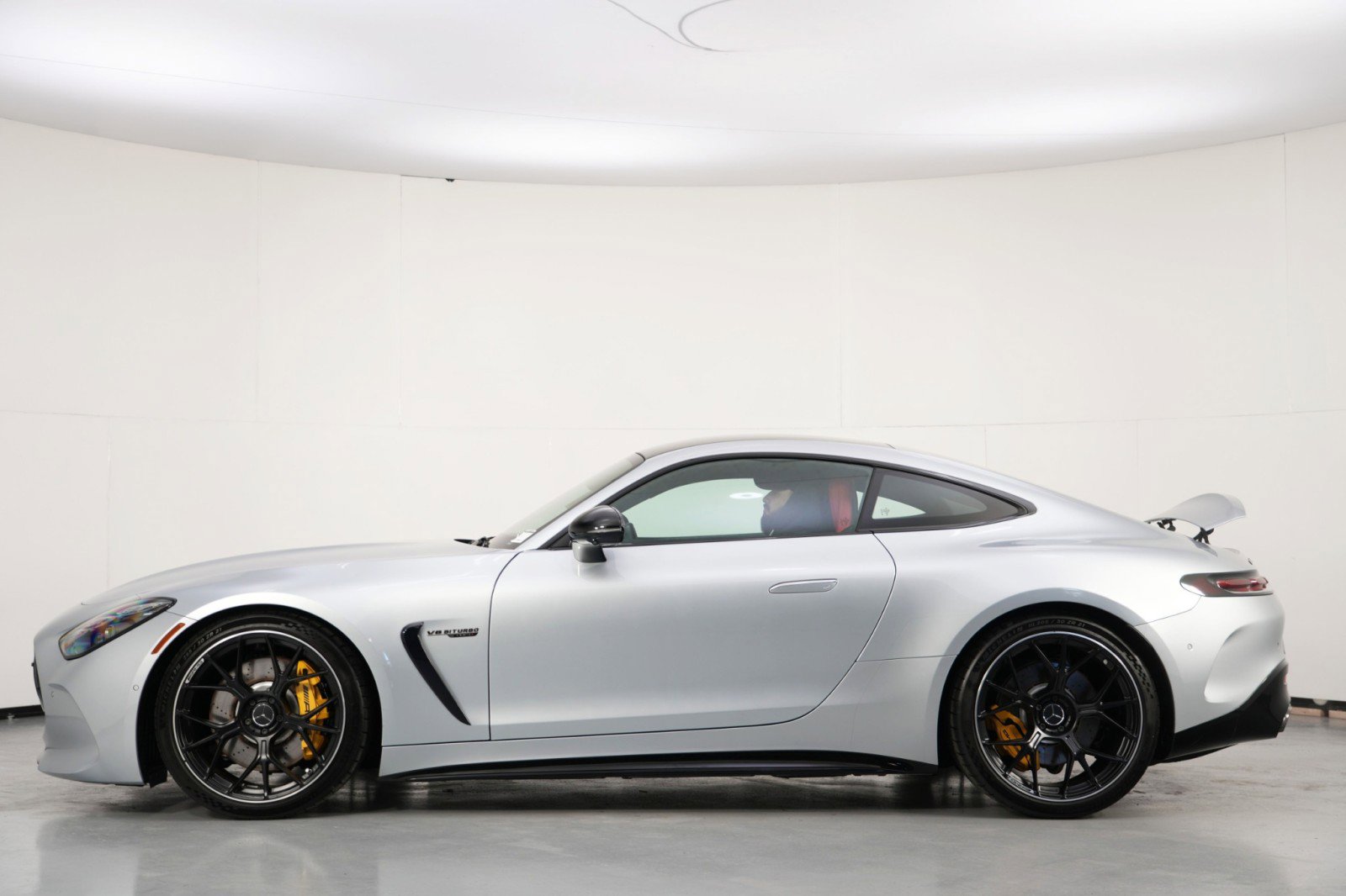 Used 2024 Mercedes-Benz AMG GT 63 image 9