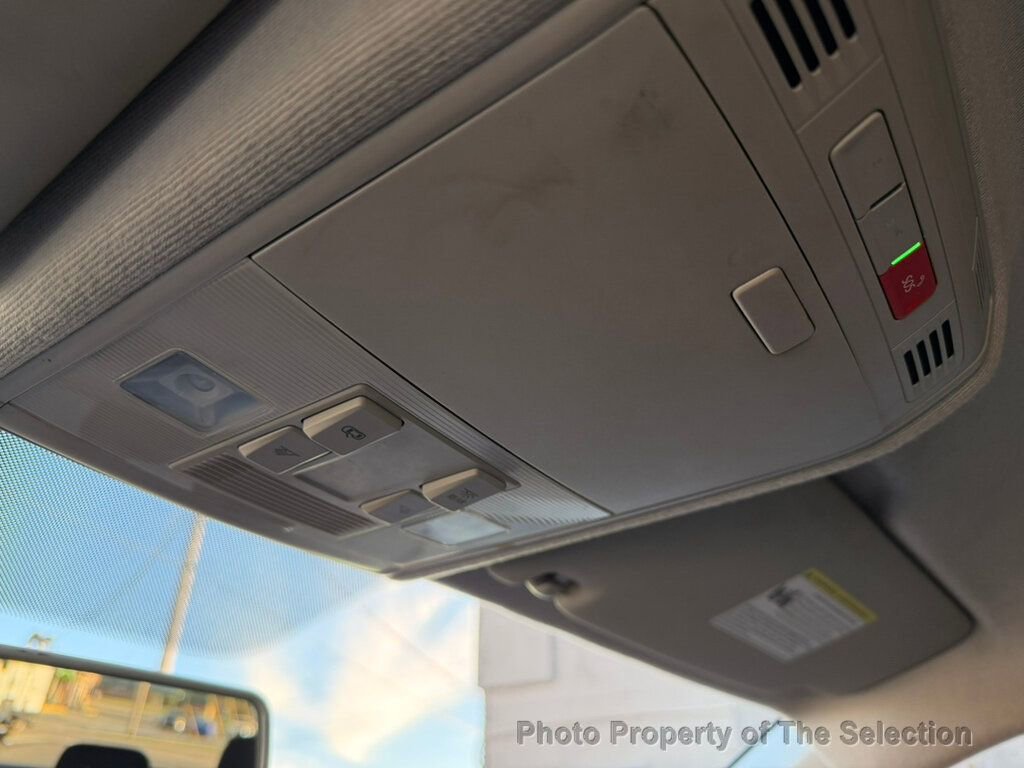 Used 2022 Volkswagen Tiguan S image 40