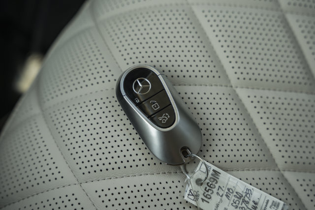New 2027 Mercedes-Benz S 580 4MATIC Sedan image 47