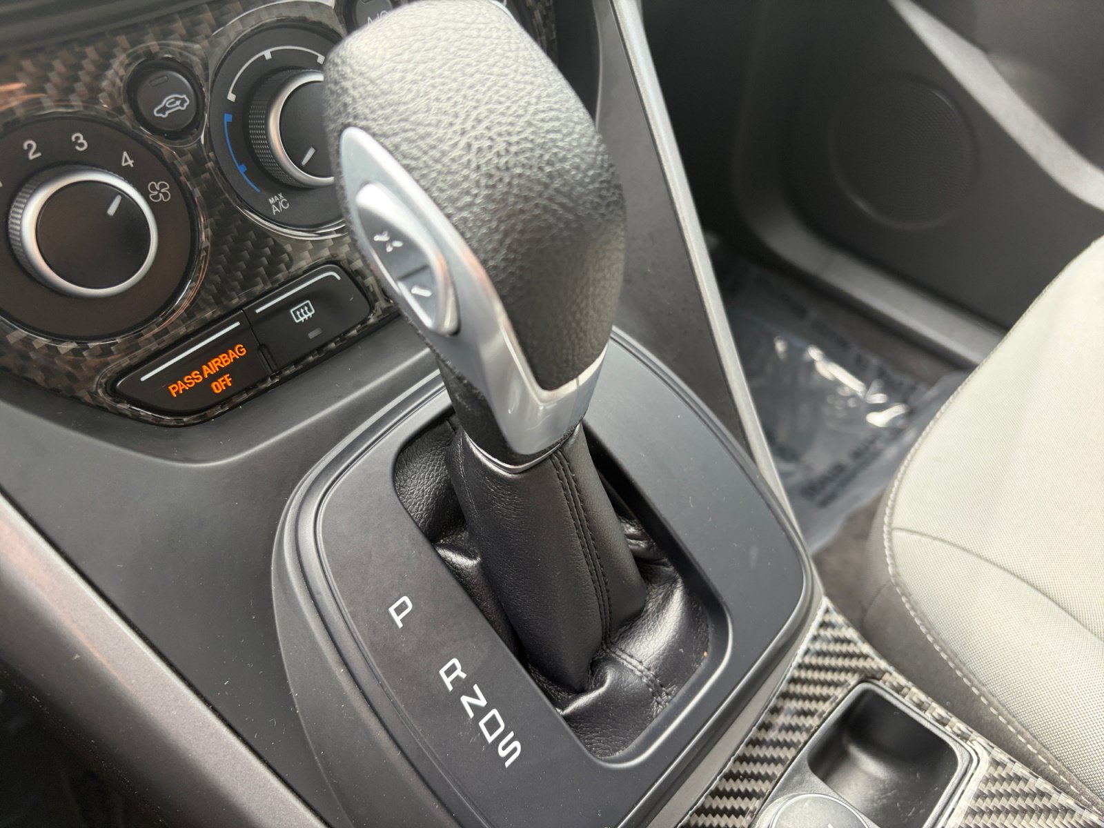 Used 2015 Ford Escape SE AWD/4WD image 26