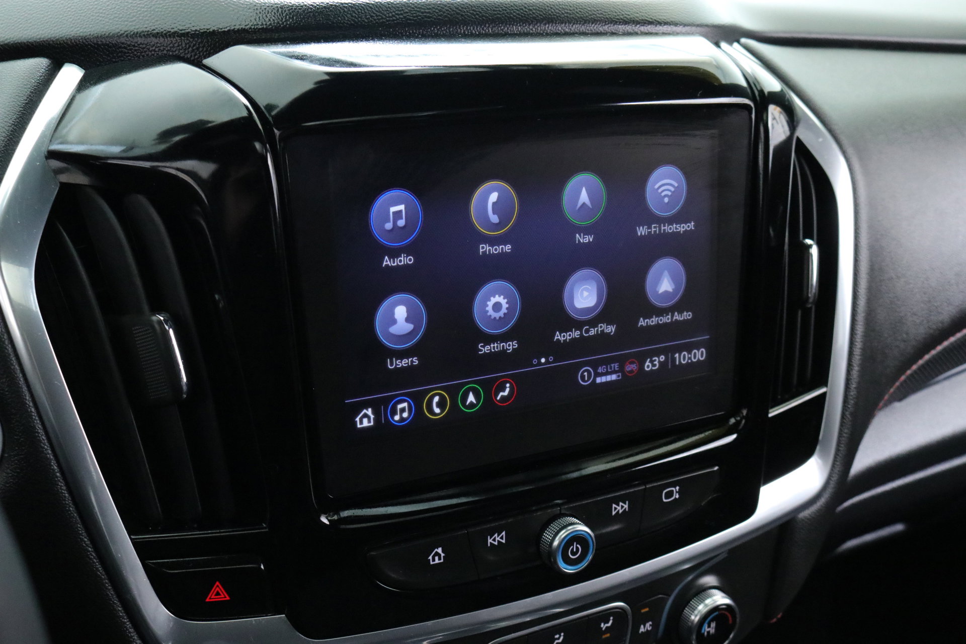 Used 2023 Chevrolet Traverse RS image 17