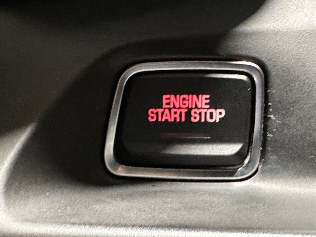 Used 2020 Chevrolet Camaro LS RWD image 24