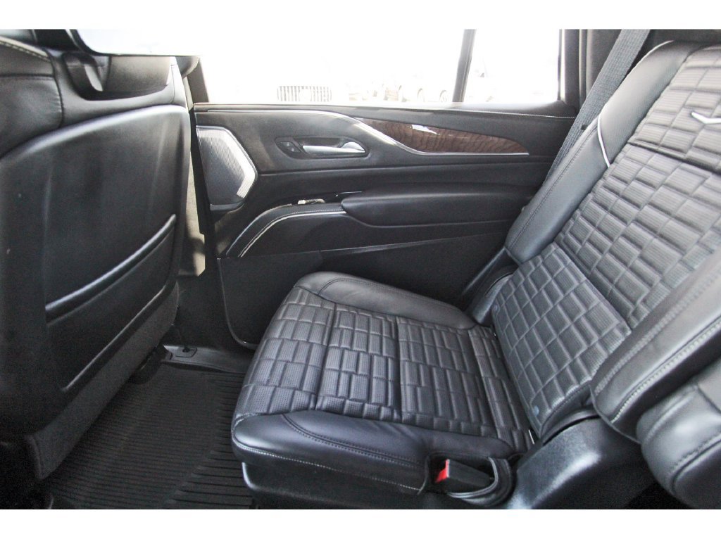 Certified 2024 Cadillac Escalade Sport Platinum w/ LPO, ONYX Package AWD/4WD image 12