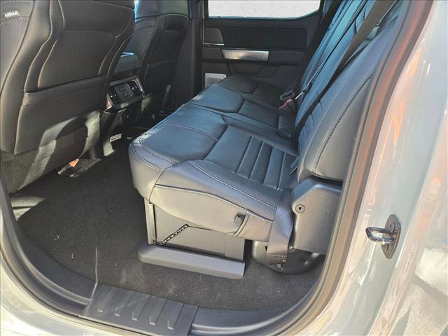 New 2026 Ford F350 Platinum w/ FX4 Off-Road Package image 16