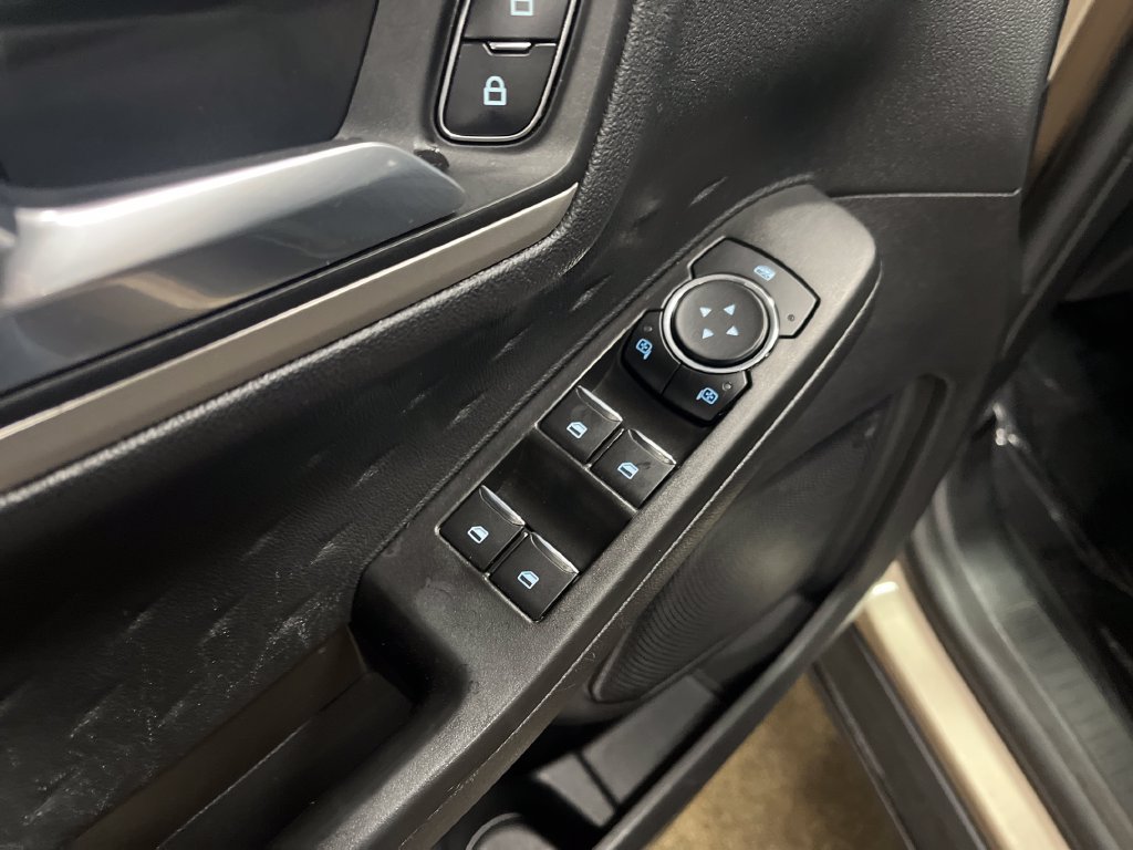 Used 2020 Ford Escape SE AWD/4WD image 23