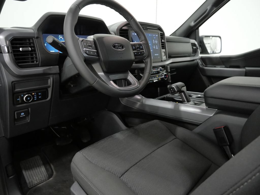 Used 2026 Ford F150 XLT w/ XLT Black Appearance Package AWD/4WD image 10