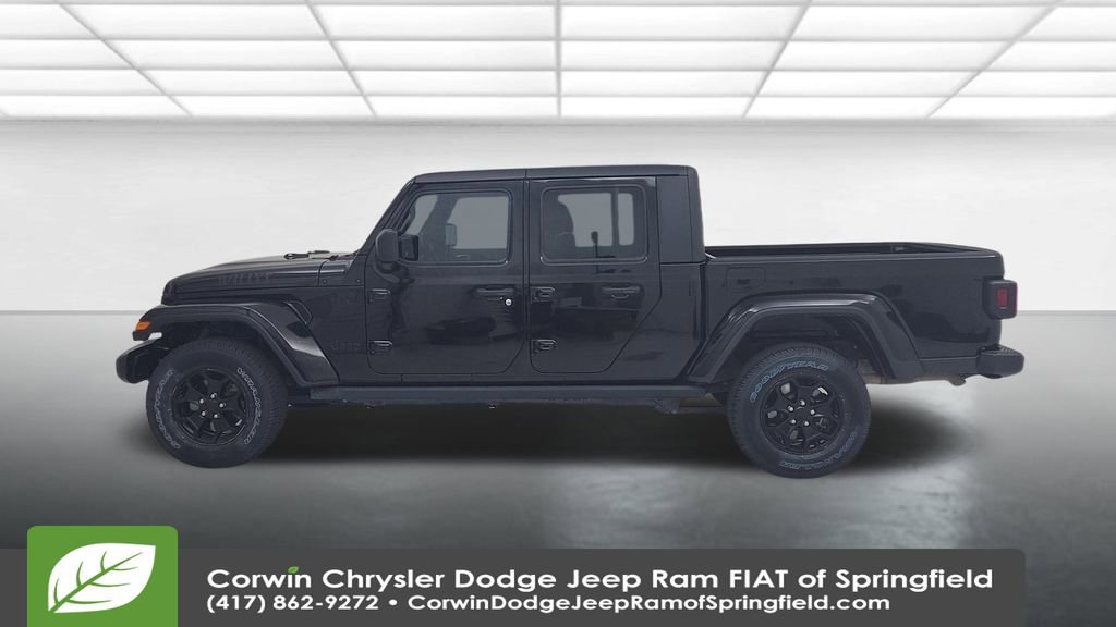 Certified 2021 Jeep Gladiator Willys image 10