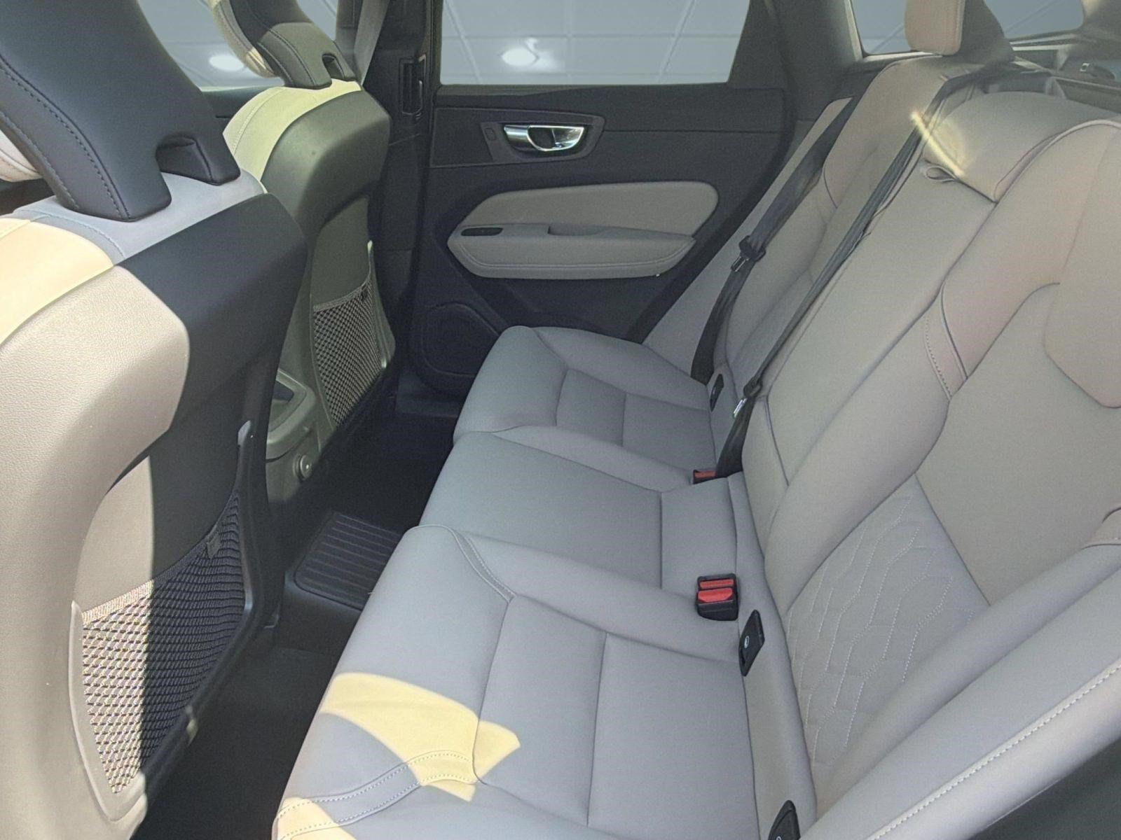 New 2026 Volvo XC60 T8 Plus w/ Climate Package AWD/4WD image 21