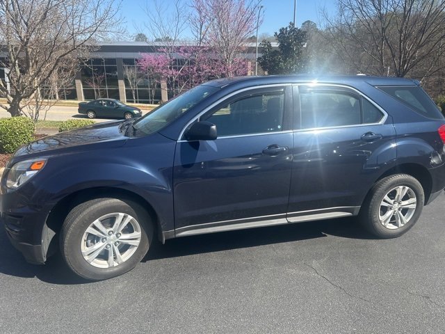 Used 2017 Chevrolet Equinox LS image 3