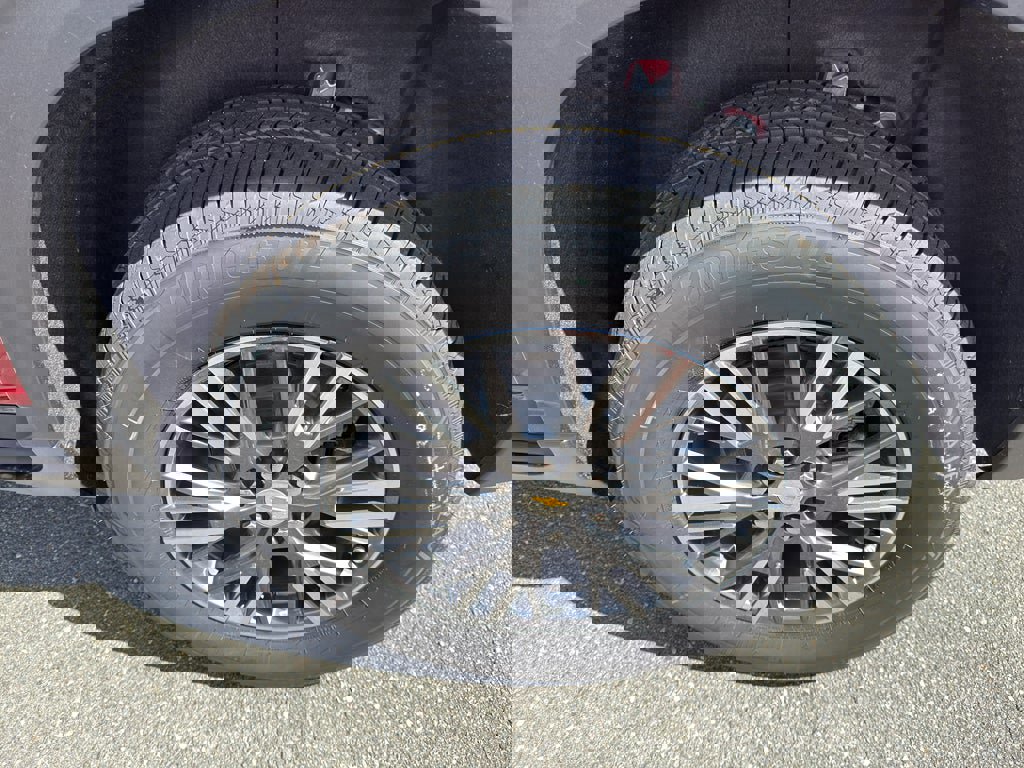 New 2026 Chevrolet Traverse LT image 30