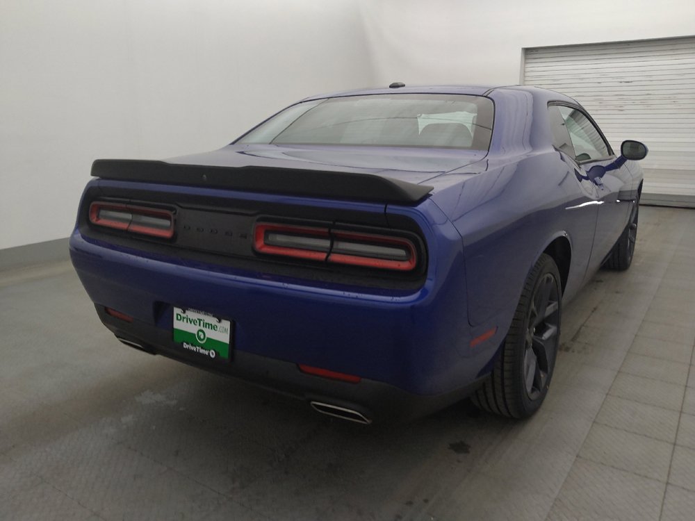 Used 2020 Dodge Challenger SXT w/ Blacktop Package RWD image 9