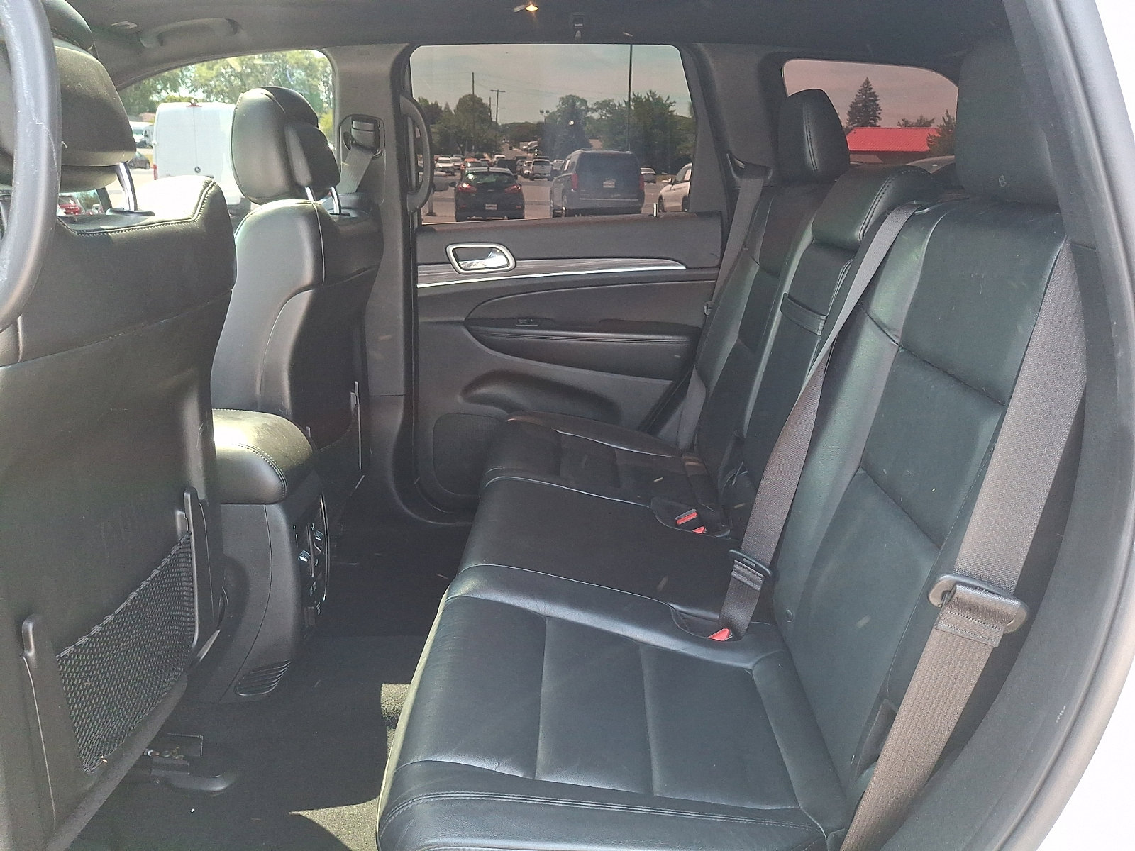Used 2019 Jeep Grand Cherokee Limited AWD/4WD image 10