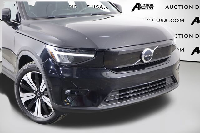 Used 2023 Volvo XC40 Recharge Plus AWD/4WD image 44