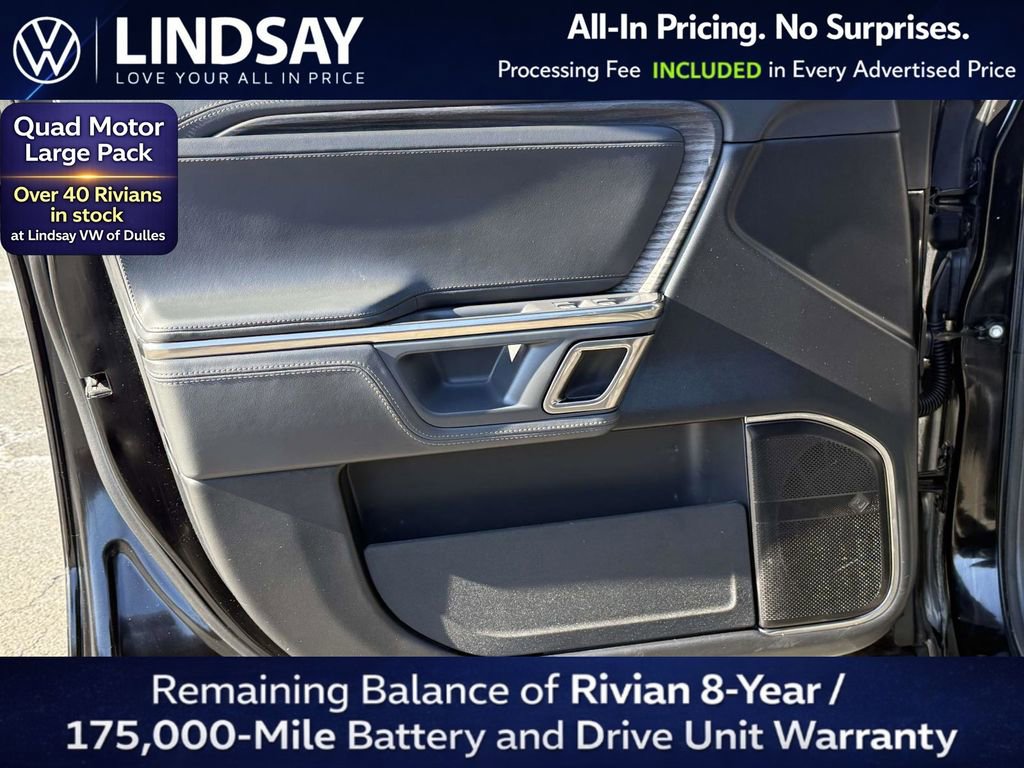 Used 2023 Rivian R1S Launch Edition image 9